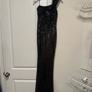 New Windsor Elegant Black Sequin one shoulder Gown